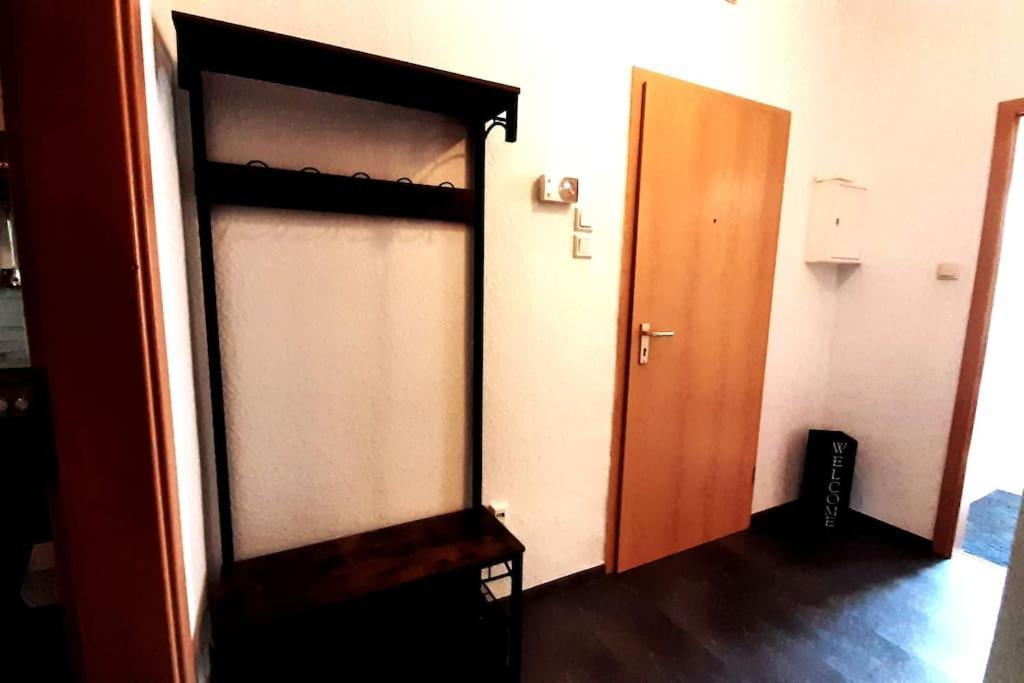 Gockel Homes 1 - Zentral Mit Balkon & Netflix Essen Kültér fotó