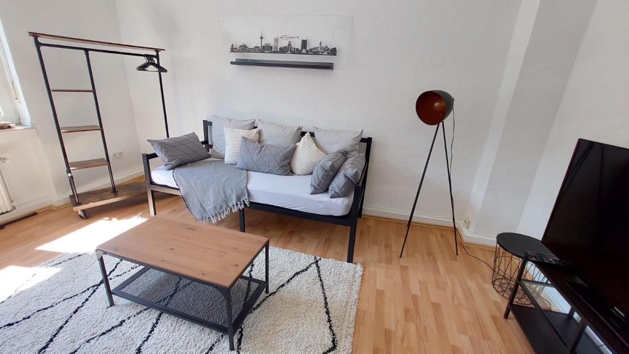 Gockel Homes 1 - Zentral Mit Balkon & Netflix Essen Kültér fotó