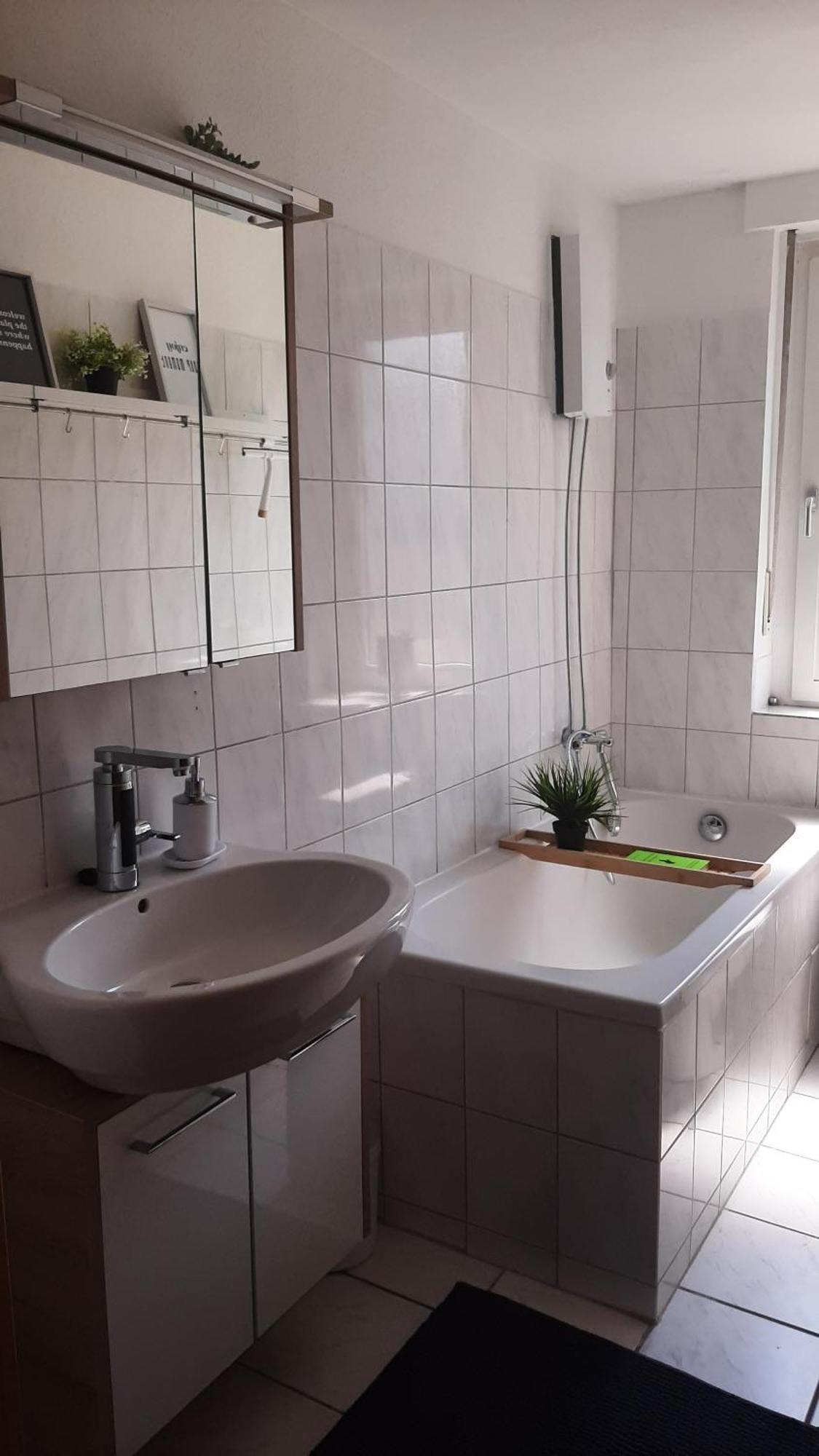 Gockel Homes 1 - Zentral Mit Balkon & Netflix Essen Kültér fotó